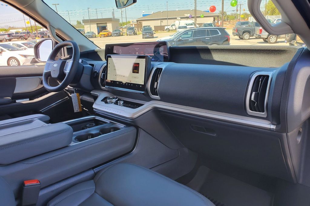 2026 Ford Expedition Max Active Hondo TX