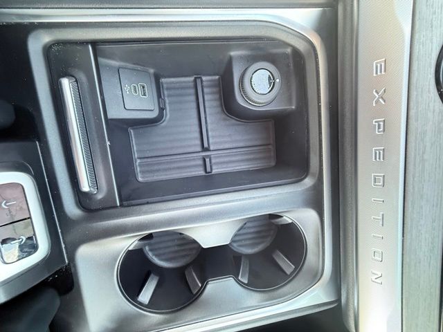 2026 Ford Expedition Max Platinum Kerrville TX