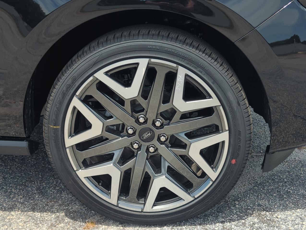 2026 Ford Expedition Max Platinum Appleton WI