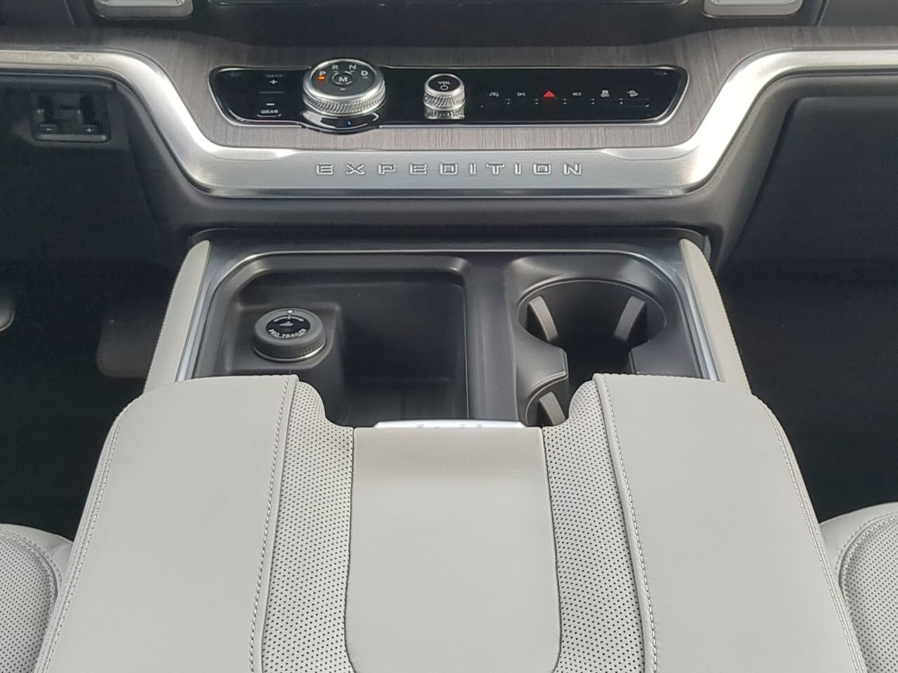 2026 Ford Expedition Max Platinum Appleton WI
