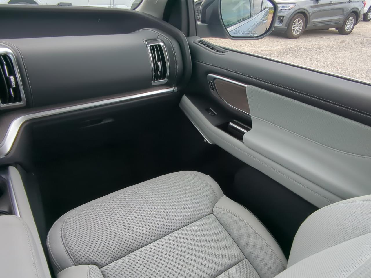 2026 Ford Expedition Max Platinum Appleton WI