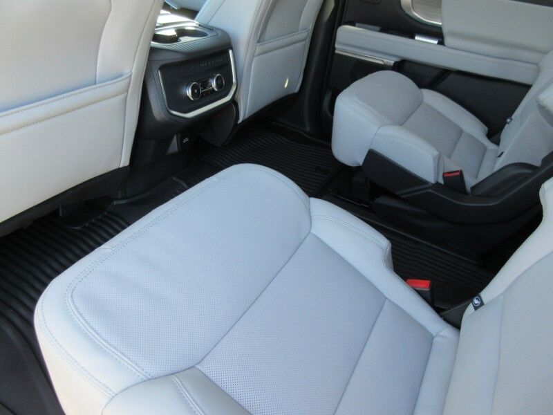 2026 Ford Expedition Max Platinum St. George SC