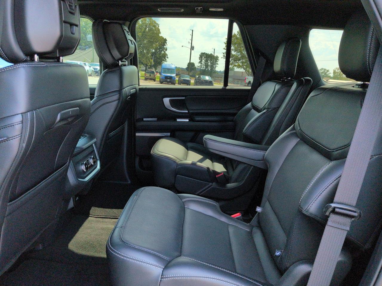 2026 Ford Expedition Platinum Appleton WI