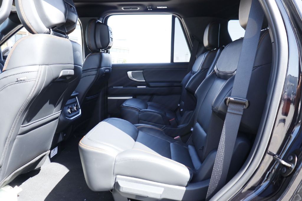 2026 Ford Expedition Tremor Hondo TX