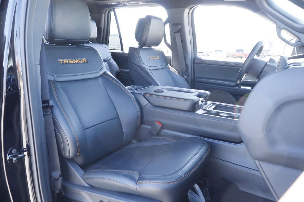 2026 Ford Expedition Tremor Hondo TX