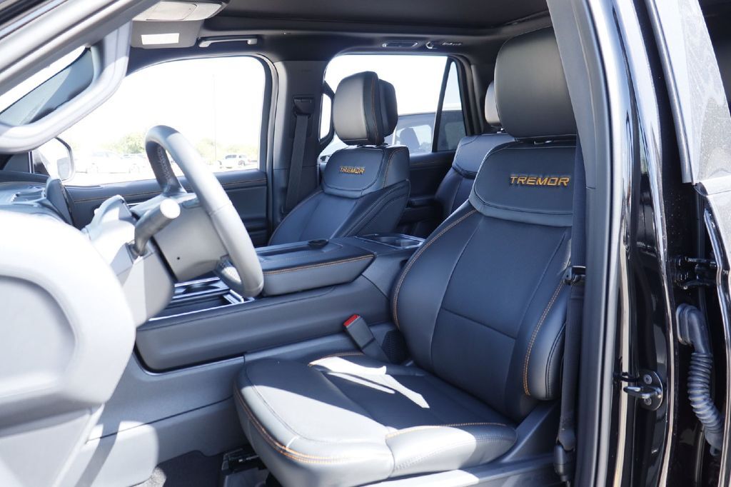 2026 Ford Expedition Tremor Hondo TX