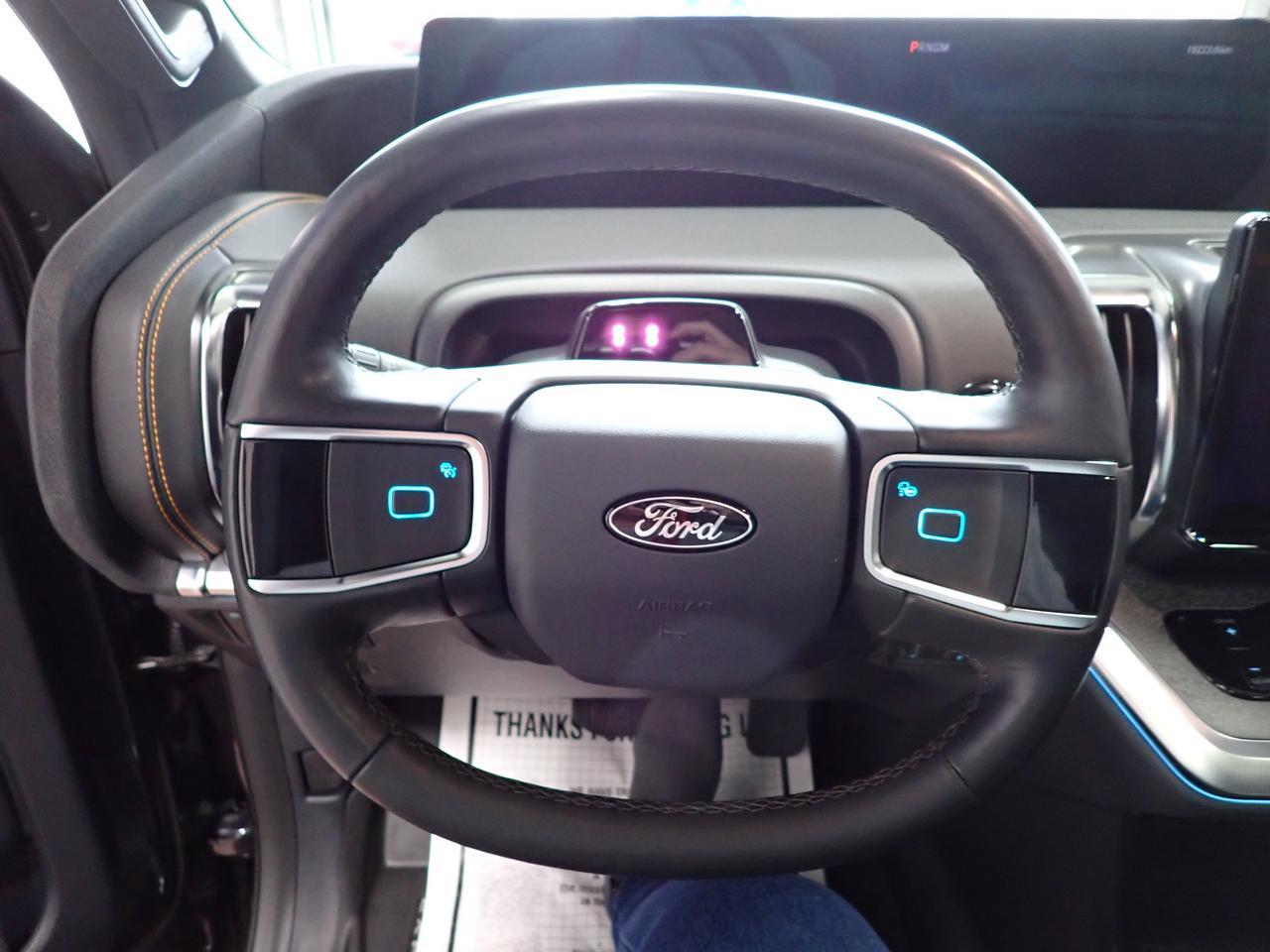 2026 Ford Expedition Tremor 4WD SUNROOF LEATHER NAVI Listowel ON