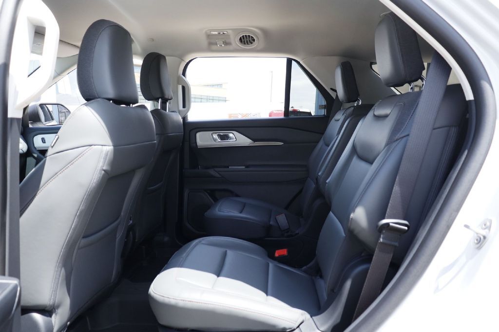 2026 Ford Explorer Active Hondo TX