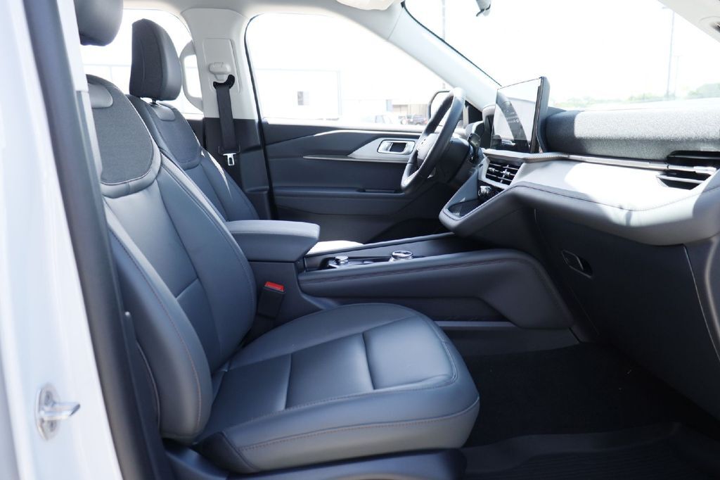 2026 Ford Explorer Active Hondo TX