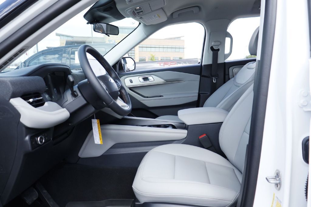 2026 Ford Explorer Active Hondo TX