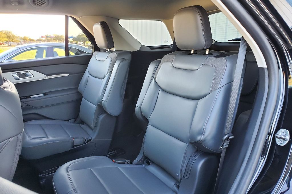 2026 Ford Explorer Active Hondo TX