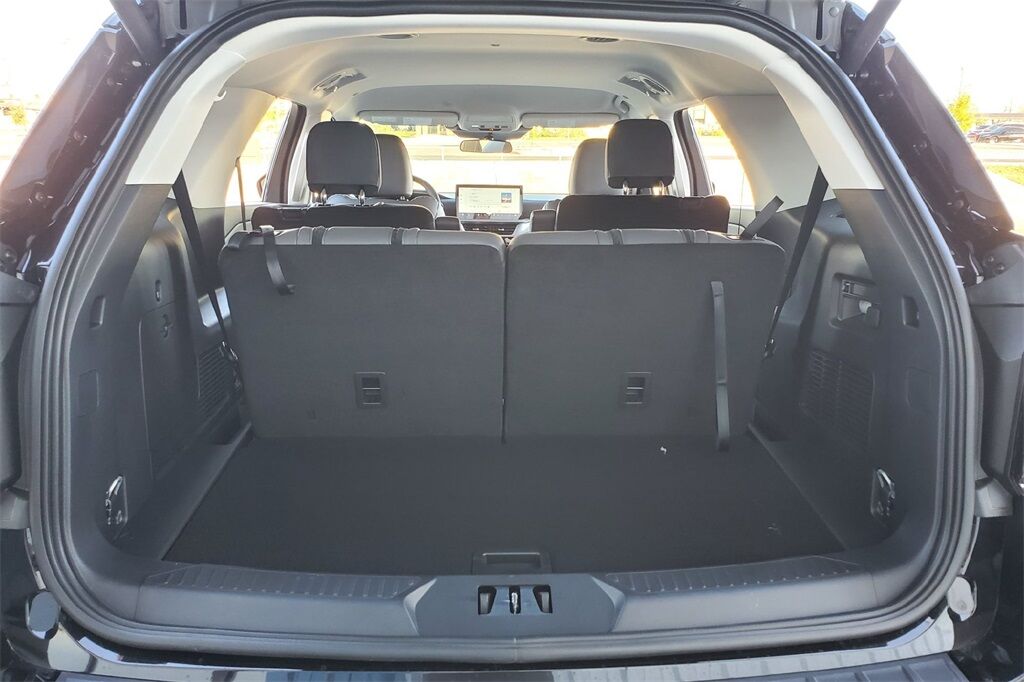 2026 Ford Explorer Active Hondo TX