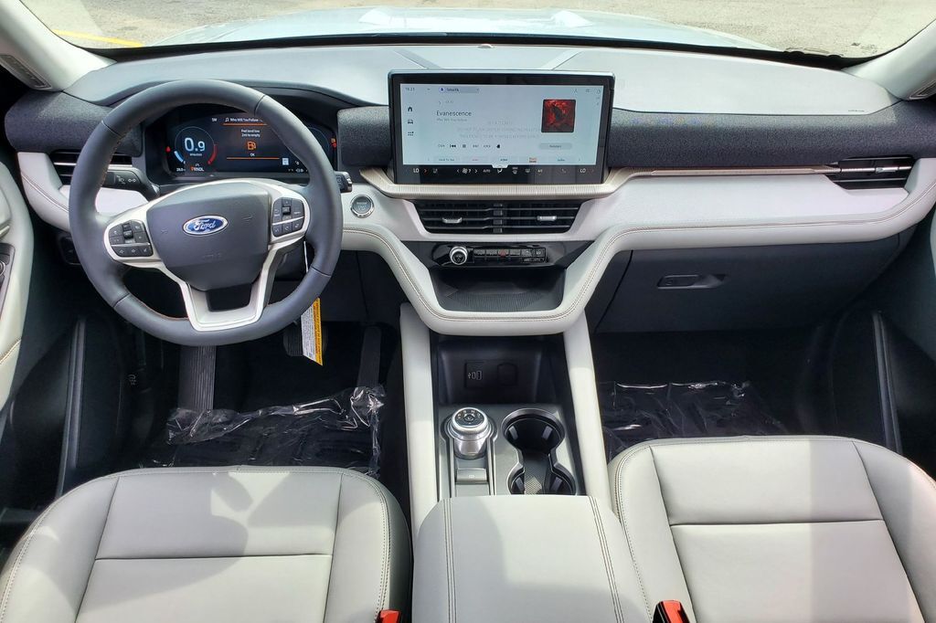 2026 Ford Explorer Active Hondo TX