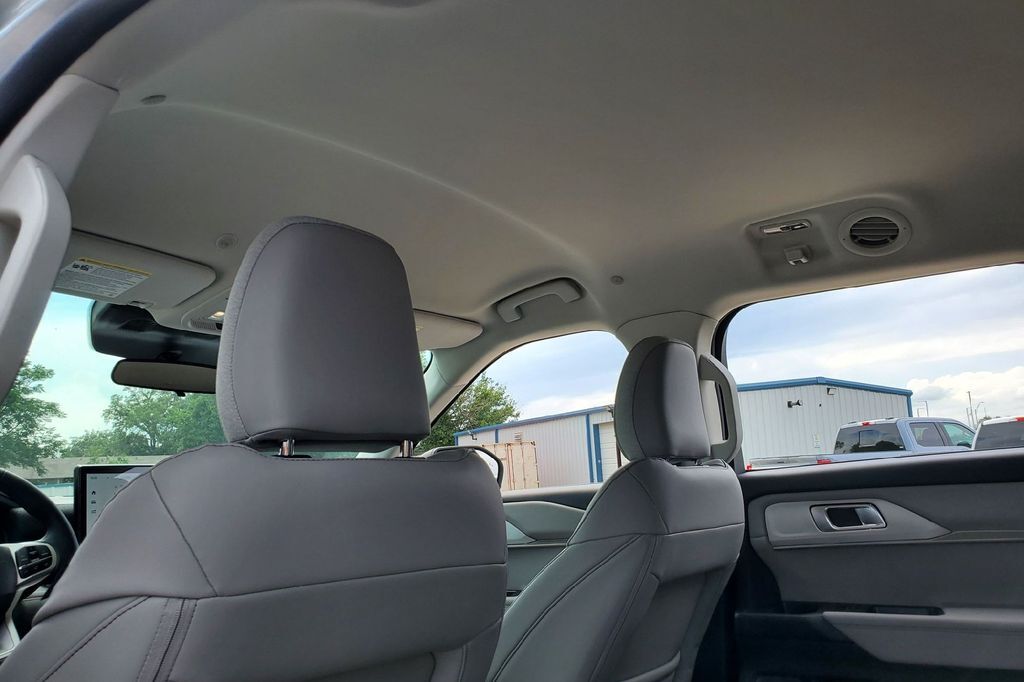 2026 Ford Explorer Active Hondo TX
