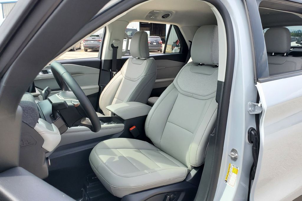 2026 Ford Explorer Active Hondo TX