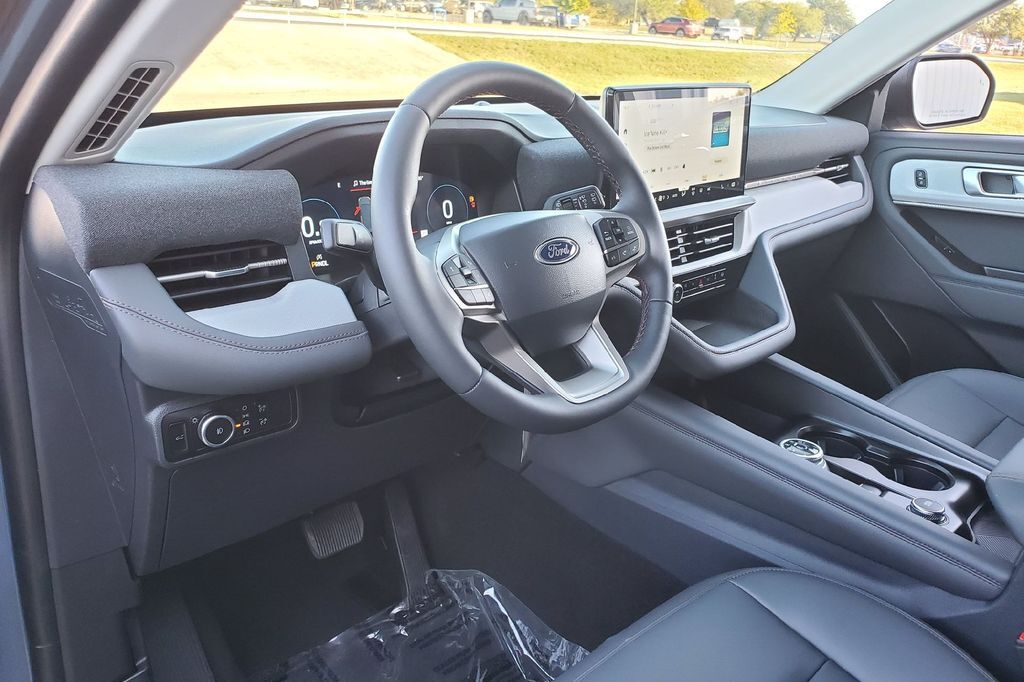 2026 Ford Explorer Active Hondo TX