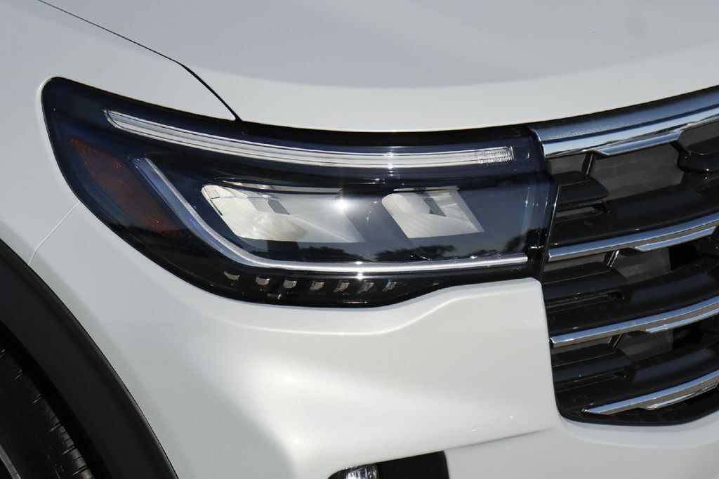 2026 Ford Explorer Active Hondo TX