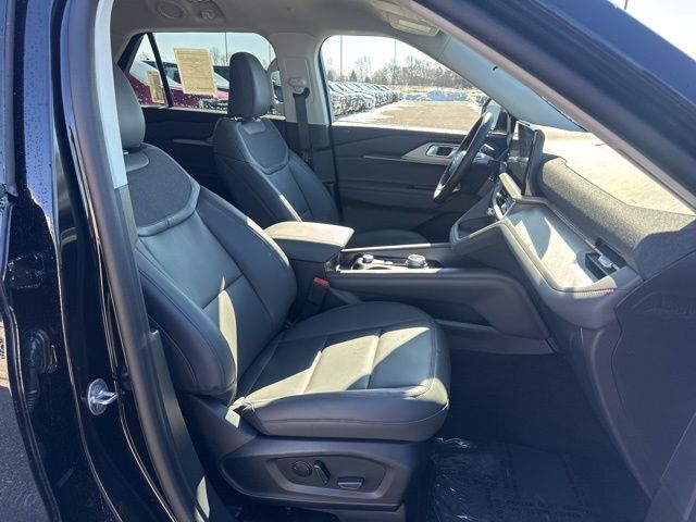 2026 Ford Explorer Active Random Lake WI