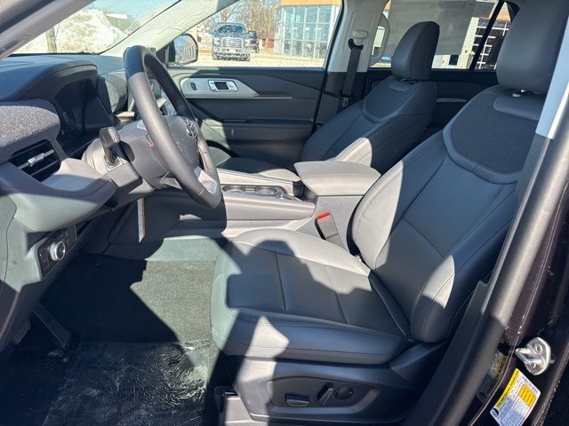 2026 Ford Explorer Active Random Lake WI