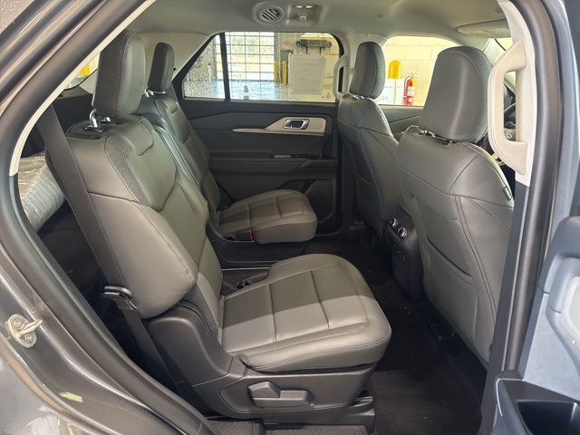 2026 Ford Explorer Active Random Lake WI