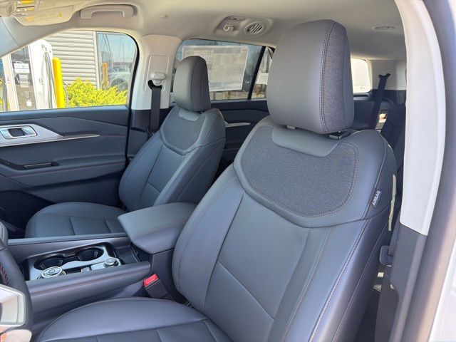2026 Ford Explorer Active Random Lake WI