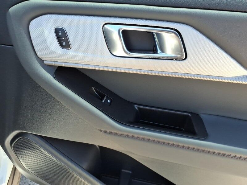 2026 Ford Explorer Active w/100A Pkg Del Rio TX