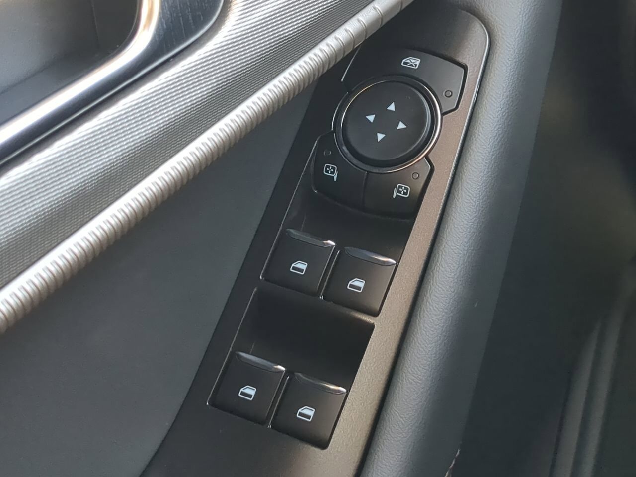 2026 Ford Explorer Active w/200A Pkg Appleton WI