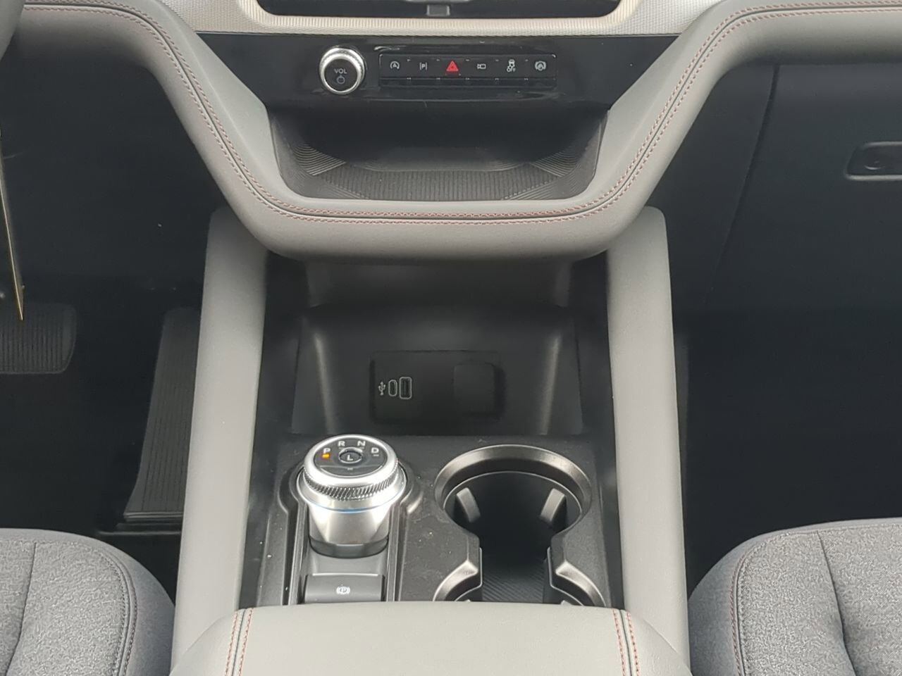 2026 Ford Explorer Active w/200A Pkg Appleton WI