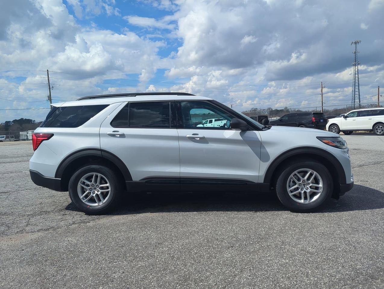 2026 Ford Explorer Active w/200A Pkg Appleton WI