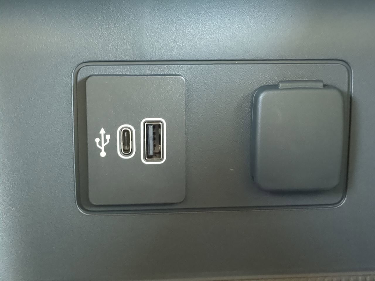 2026 Ford Explorer Active w/200A Pkg Appleton WI