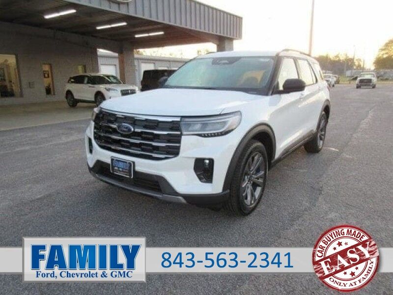 Star White Metallic Tri-Coat 2026 Ford Explorer SUV / Crossover All-Wheel Drive Automatic