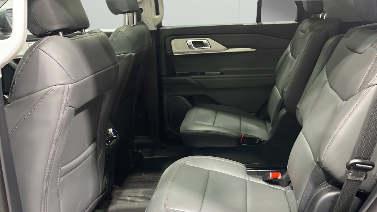 2026 Ford Explorer Active w/200A Pkg Sherwood Park AB