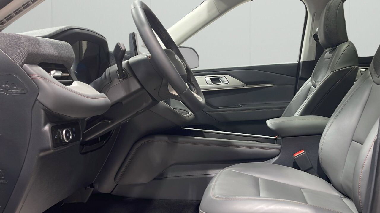 2026 Ford Explorer Active w/200A Pkg Sherwood Park AB