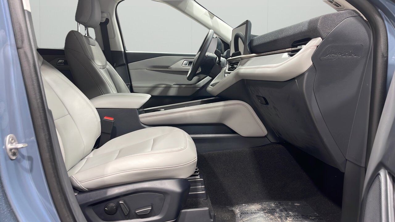 2026 Ford Explorer Active w/200A Pkg Sherwood Park AB