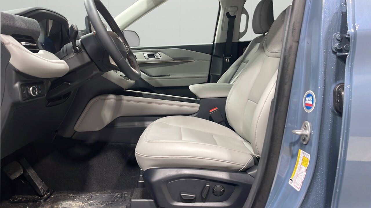 2026 Ford Explorer Active w/200A Pkg Sherwood Park AB