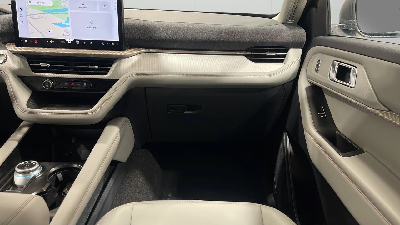 2026 Ford Explorer Active w/200A Pkg Sherwood Park AB