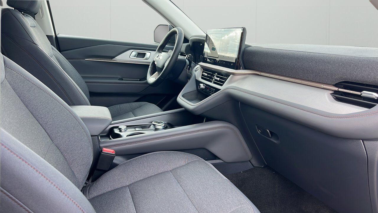 2026 Ford Explorer Active w/200A Pkg Sherwood Park AB