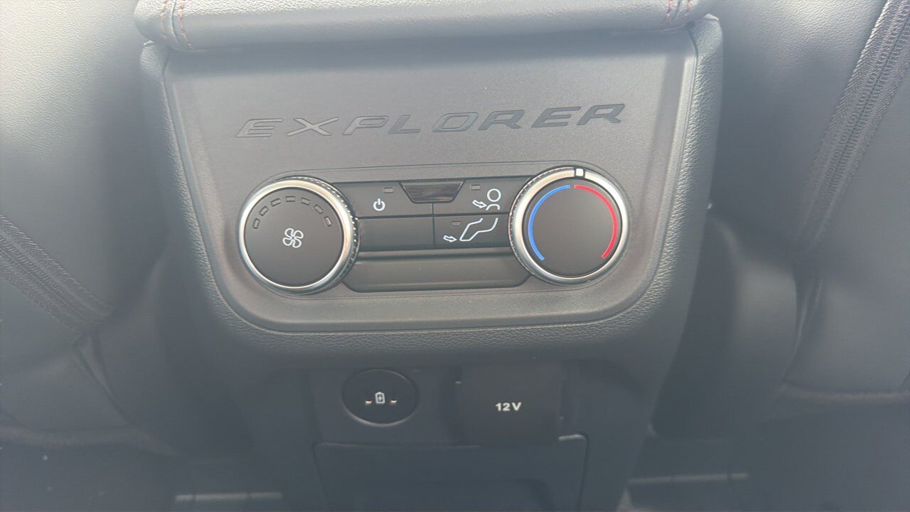 2026 Ford Explorer Active w/200A Pkg Sherwood Park AB