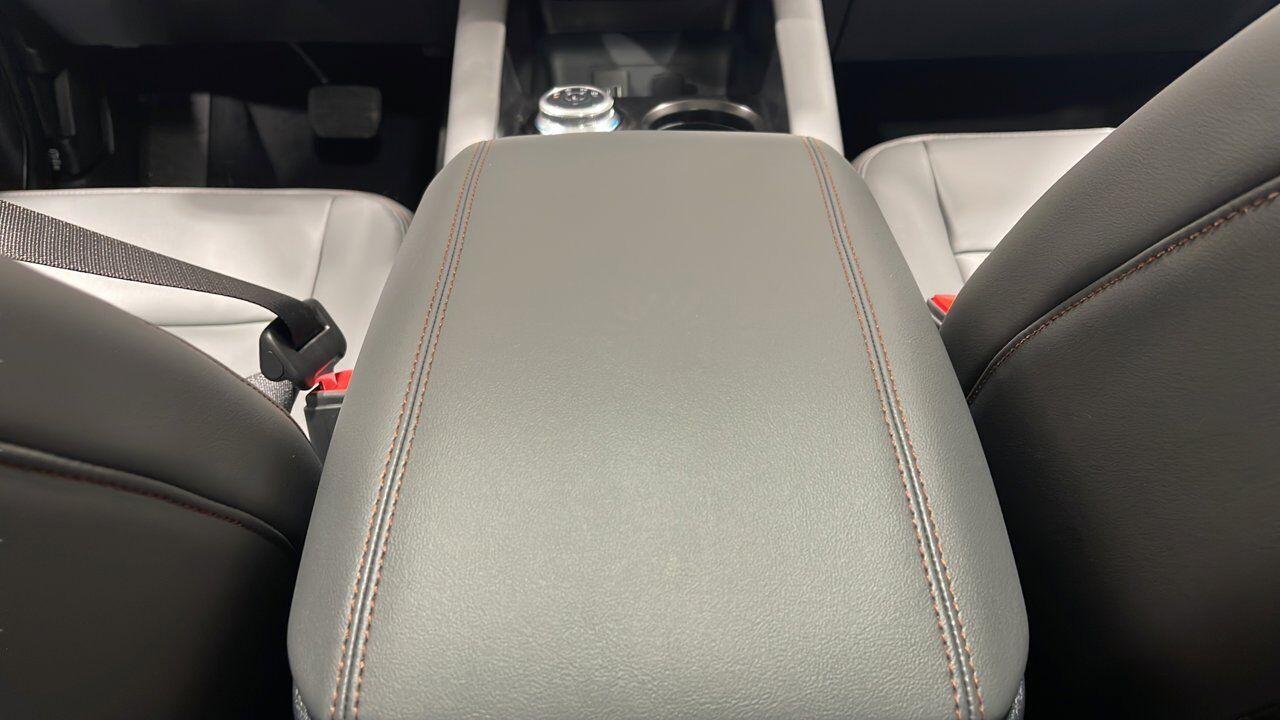 2026 Ford Explorer Active w/200A Pkg Sherwood Park AB