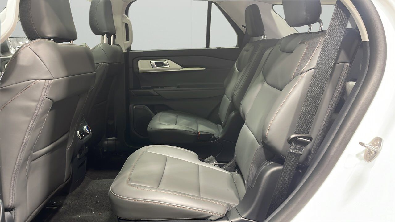 2026 Ford Explorer Active w/200A Pkg Sherwood Park AB