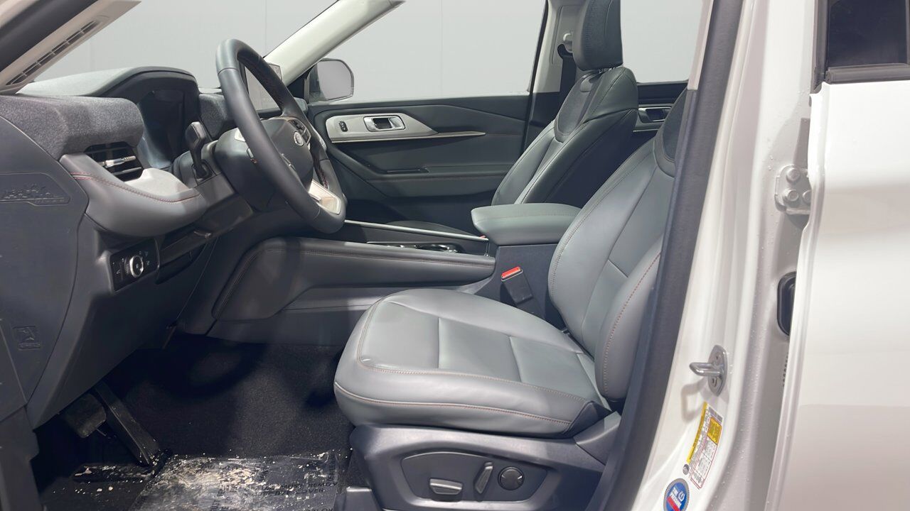 2026 Ford Explorer Active w/200A Pkg Sherwood Park AB