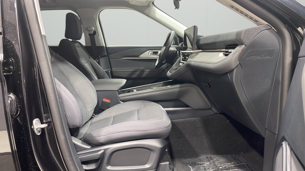 2026 Ford Explorer Active w/200A Pkg Sherwood Park AB