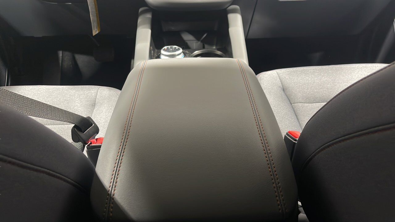 2026 Ford Explorer Active w/200A Pkg Sherwood Park AB