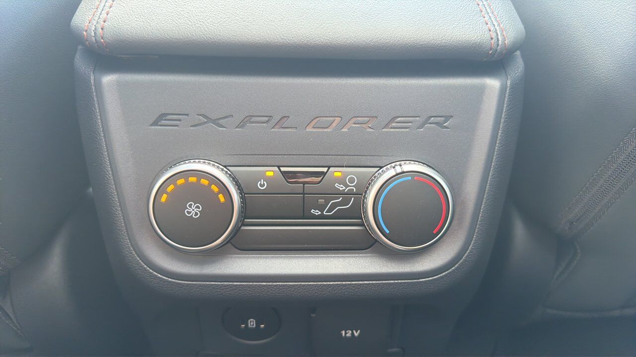 2026 Ford Explorer Active w/200A Pkg Sherwood Park AB