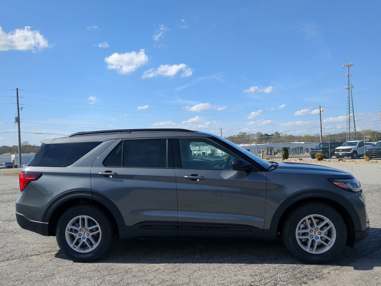 2026 Ford Explorer Active w/200A Pkg