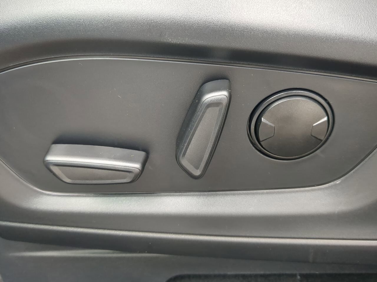 2026 Ford Explorer Active w/200A Pkg Winder GA