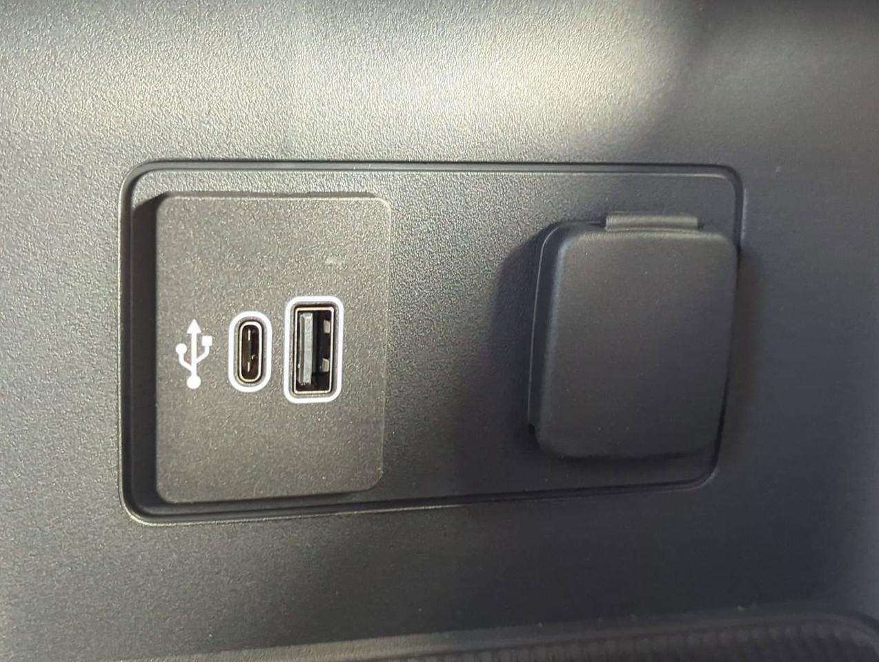 2026 Ford Explorer Active w/200A Pkg Winder GA