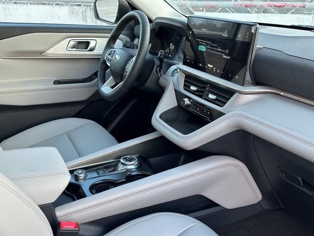 2026 Ford Explorer Active Springfield VA