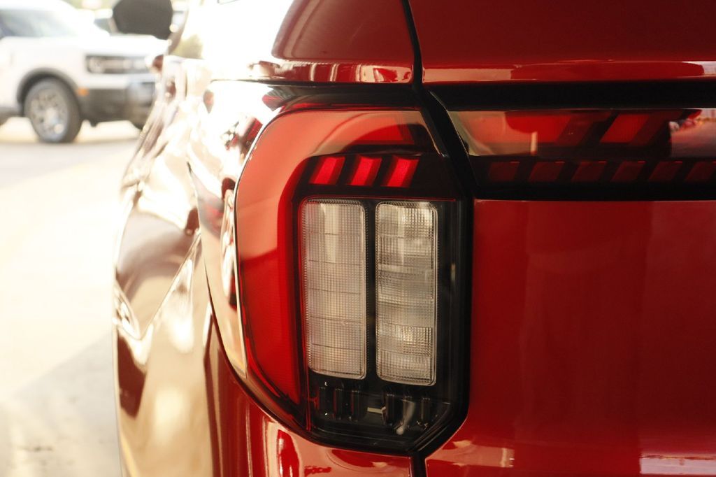 2026 Ford Explorer Platinum Hondo TX