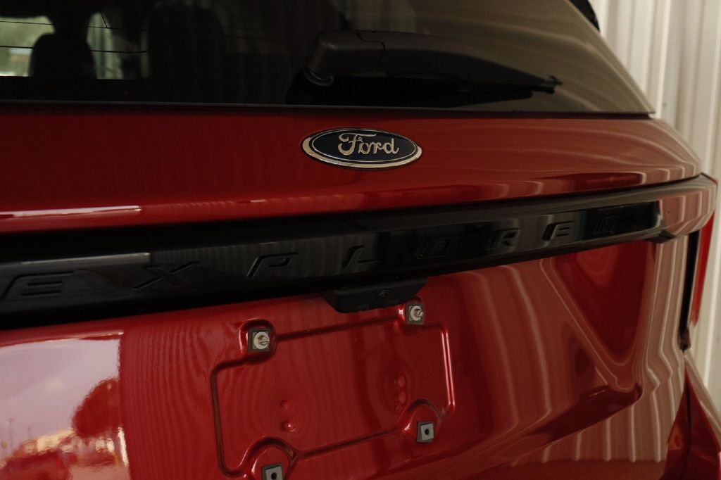 2026 Ford Explorer Platinum Hondo TX